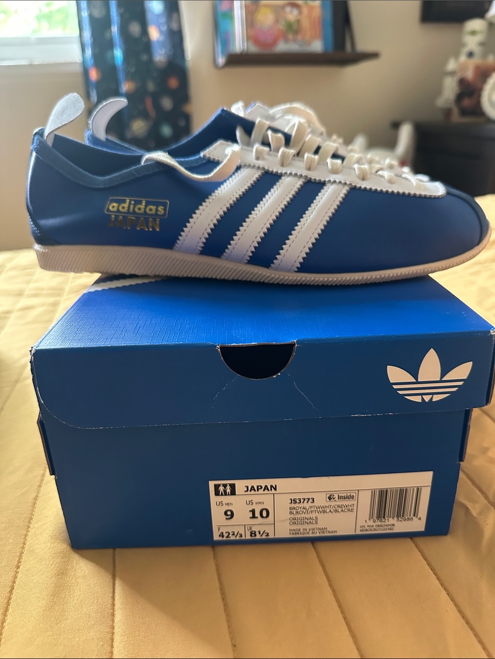 adidas Japan Sneakers in Blue and White - Picture 2 of 4